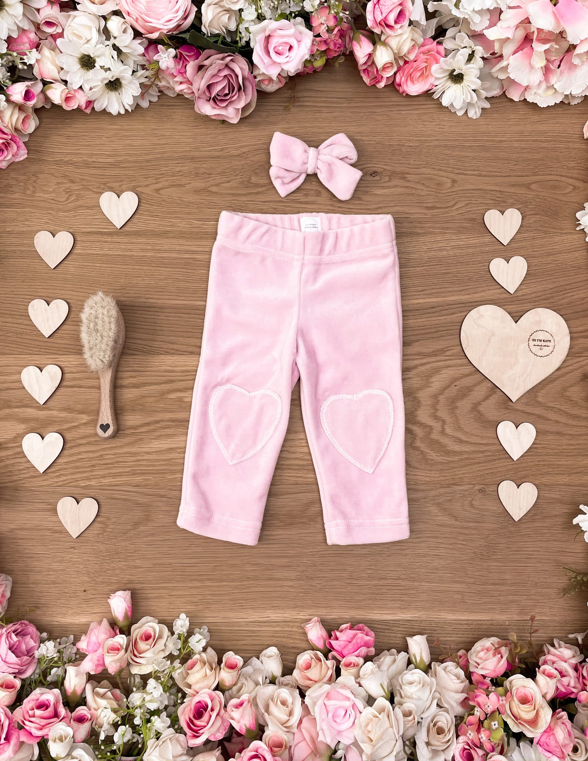 Spodnie welurowe z serduszkami powder pink
