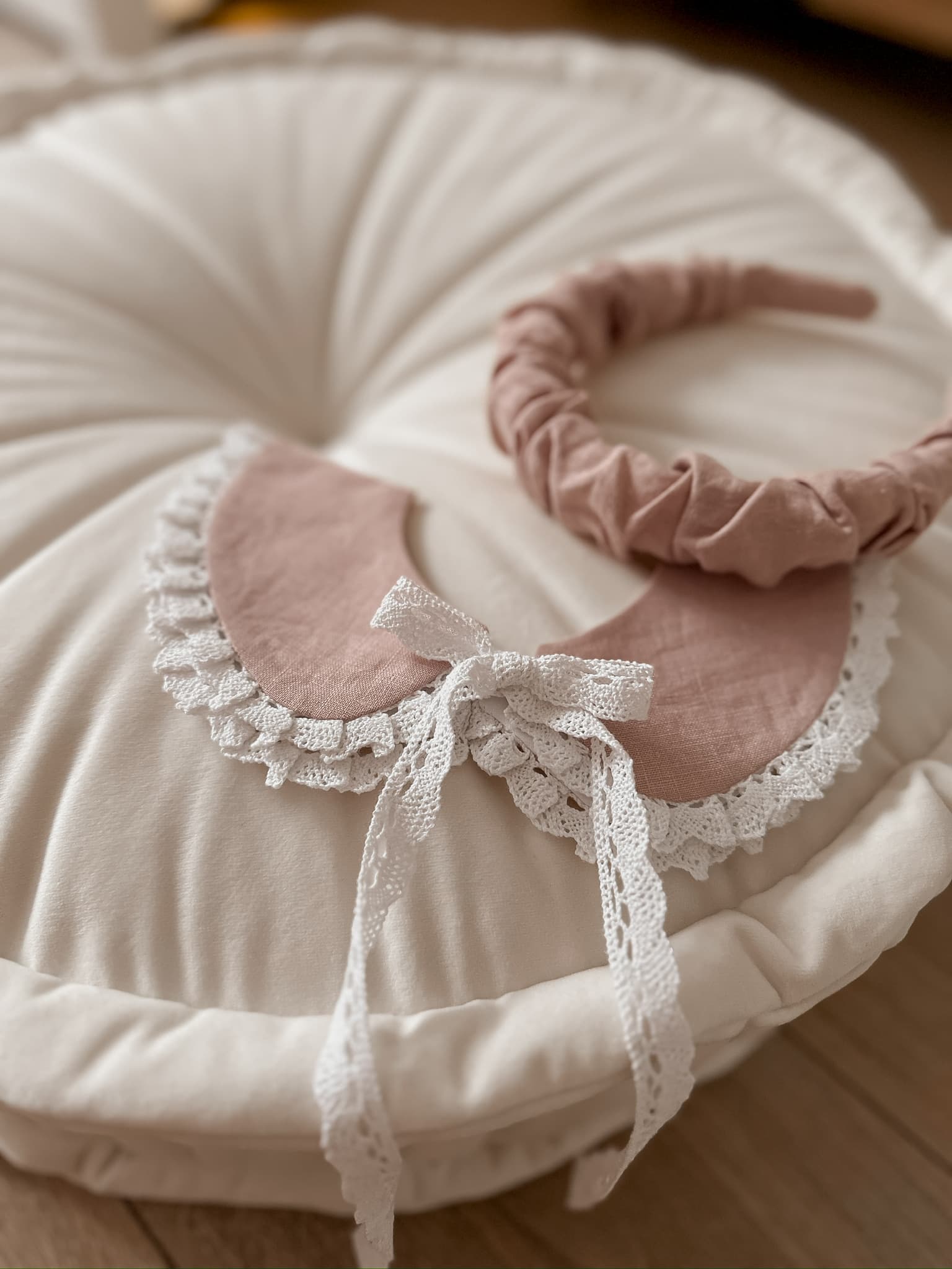 Vintage Princess Powder Pink  kołnierzyk
