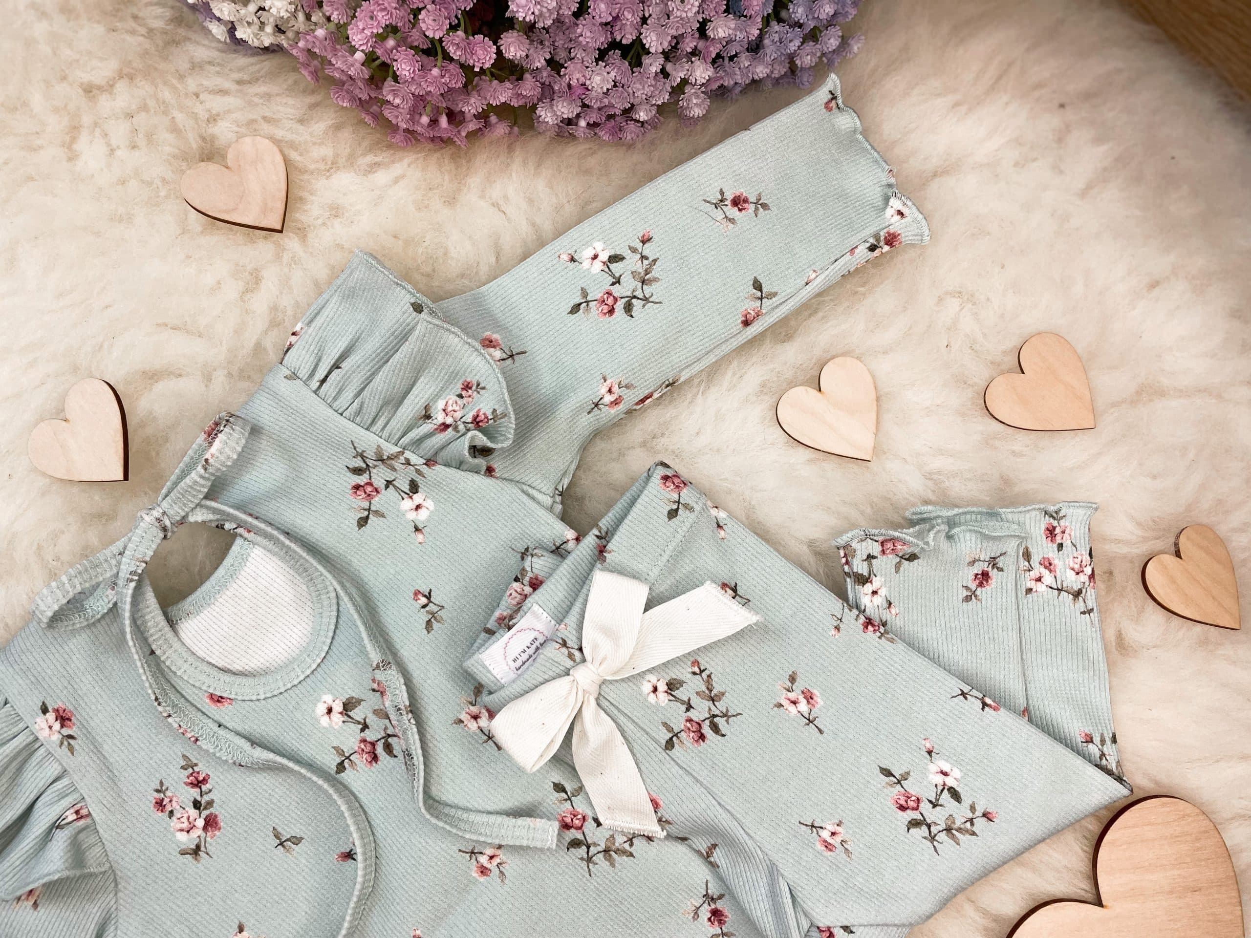 Komplet prążkowany Delicate mini roses baby blue