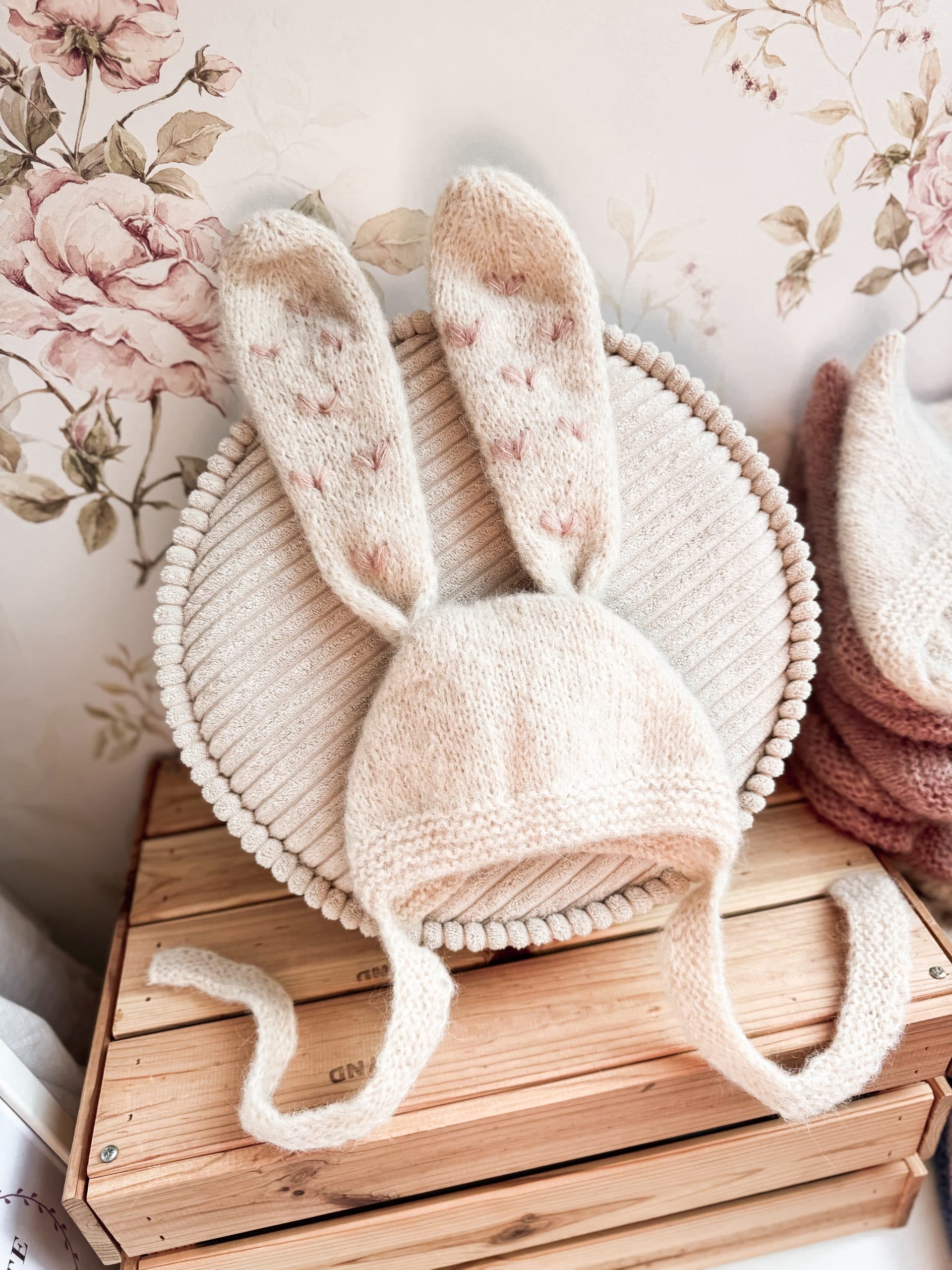 BUNNY haftowane uszka LOVELY HEARTS