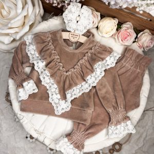 Elegancki komplet welurowy Café Latte